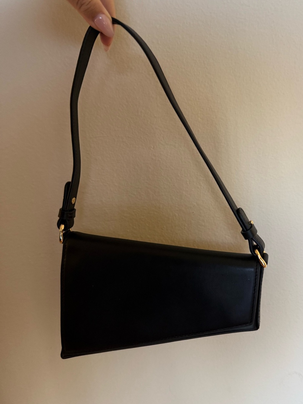 Aupen Trapezoid Black Bag